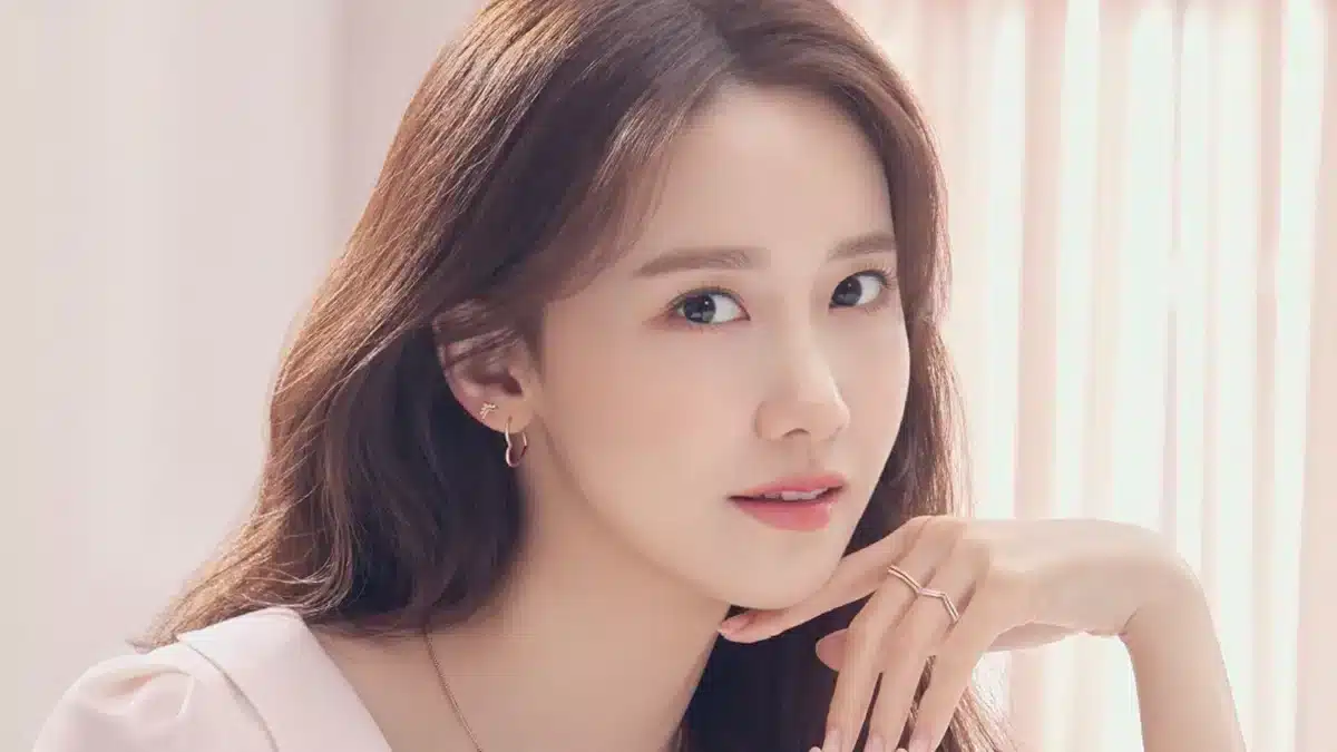 YOONA