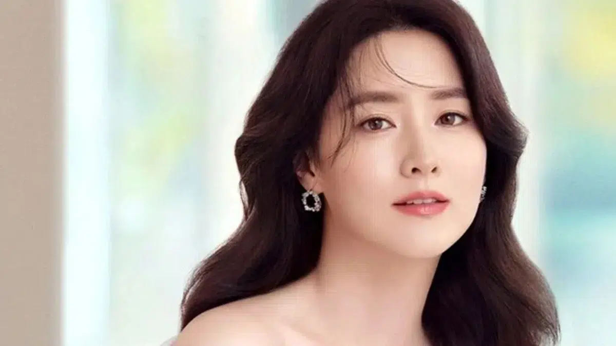 Lee Young Ae