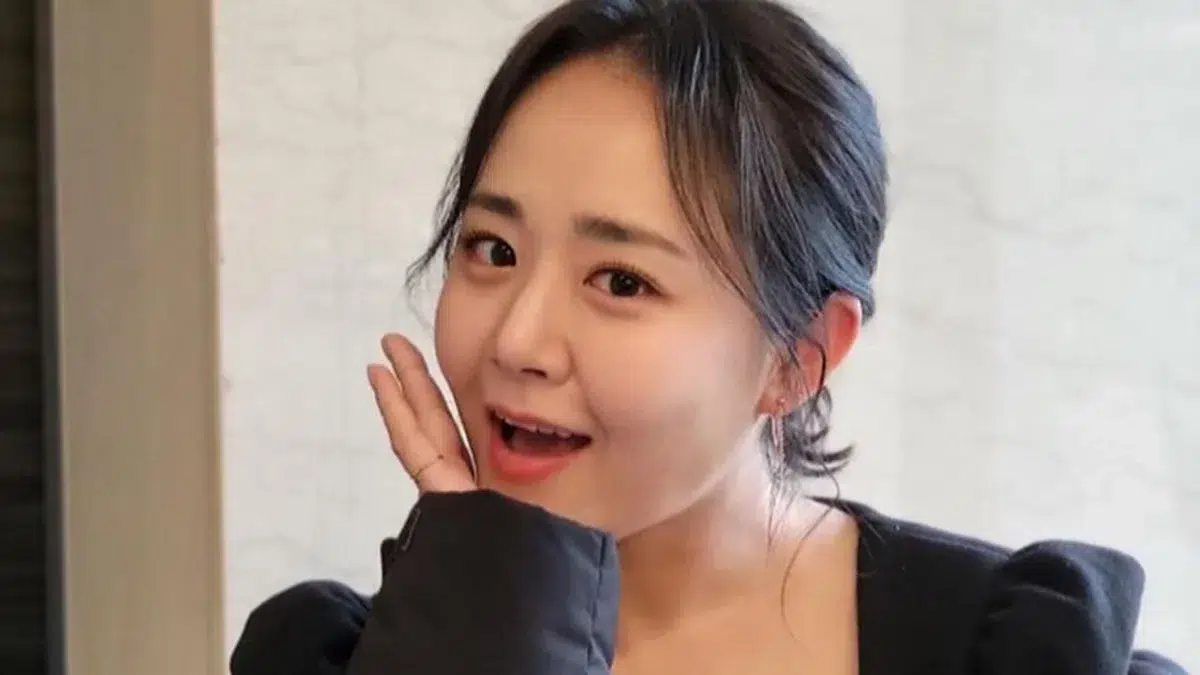 Moon Geun Young